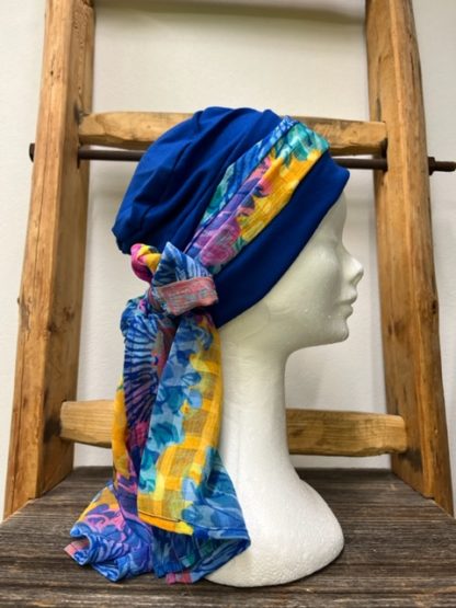 bonnet bleu roi avec foulard - Image 2