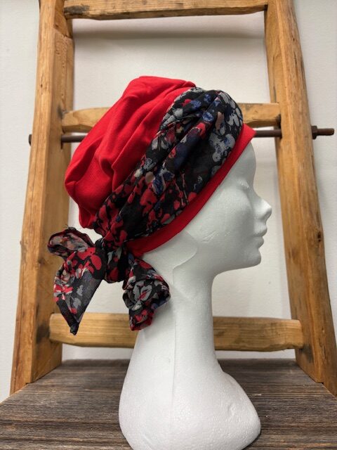 bonnet rouge en coton avec foulard – Image 2